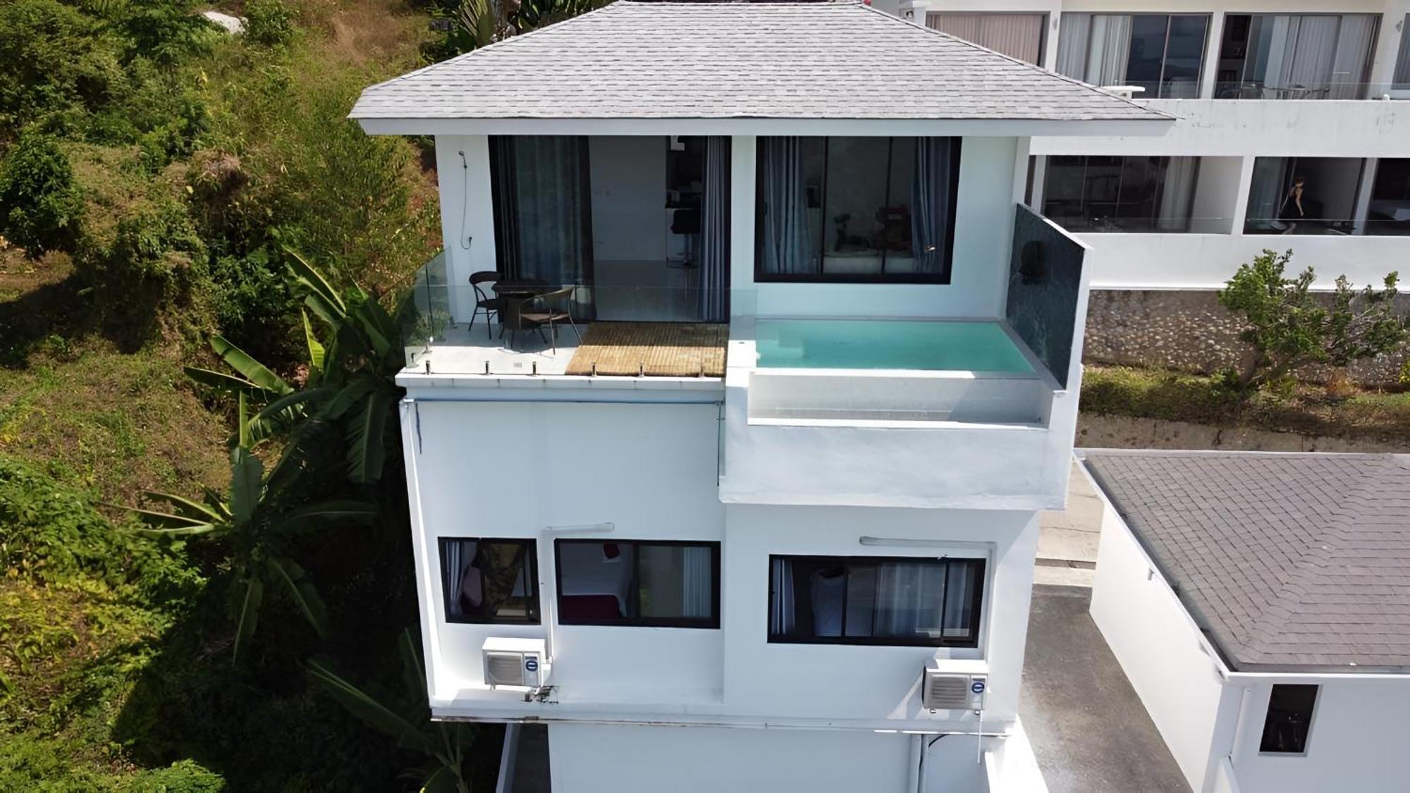 Tropical Sea View Aparthotel