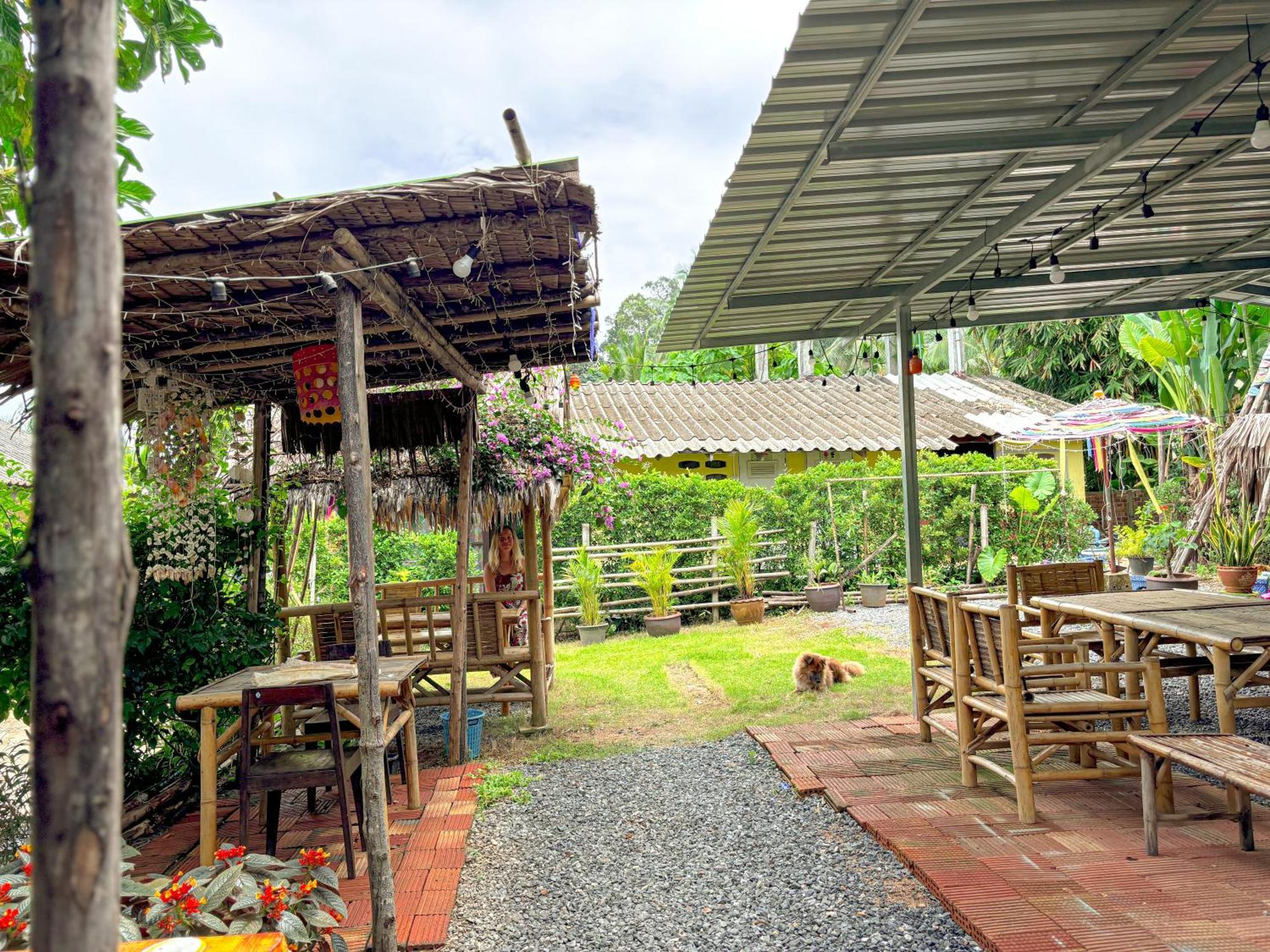 Les Fleurs House Bed & Breakfast Khao Lak