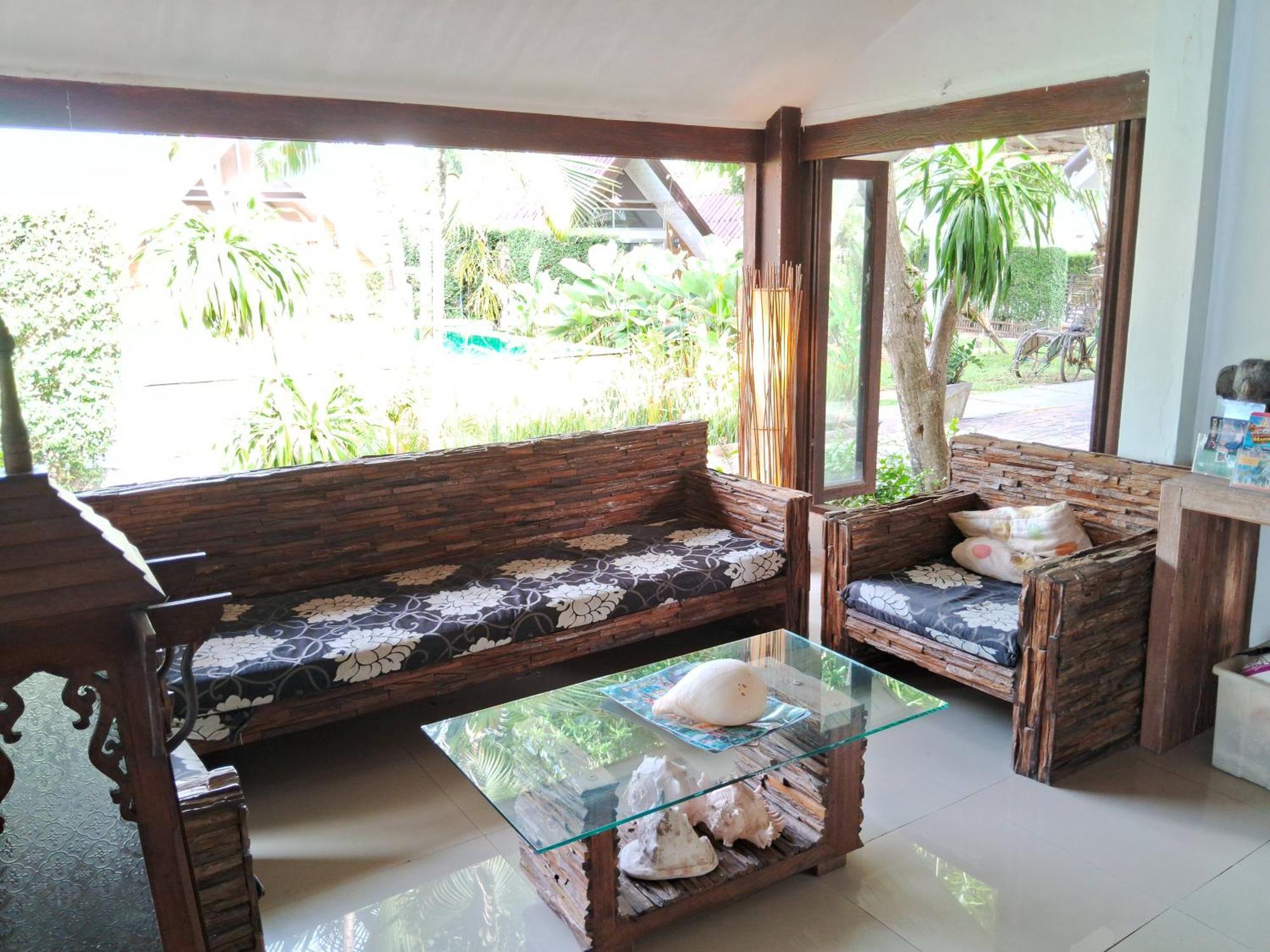 At Samui Haus Resort