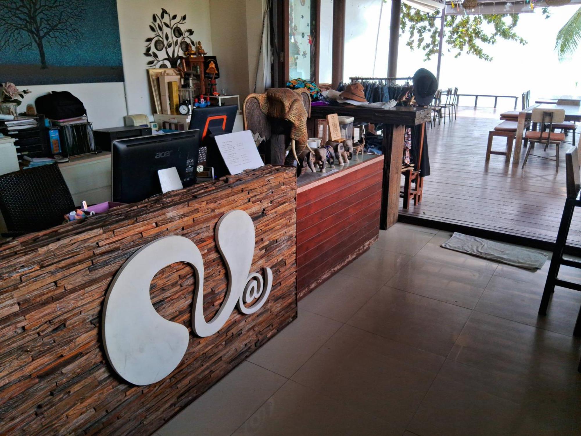Resort At Samui Haus 3*