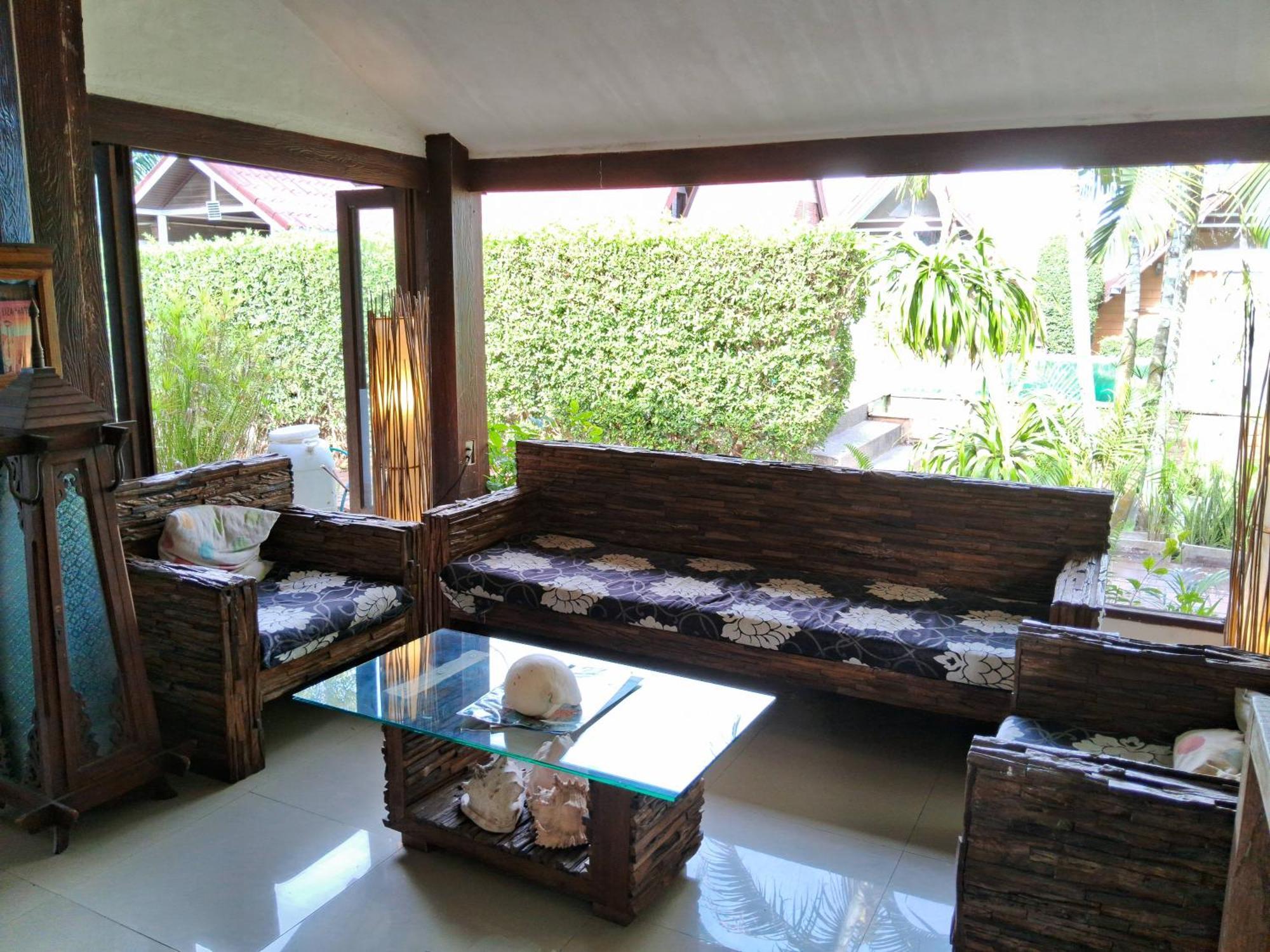 At Samui Haus Lipa Noi