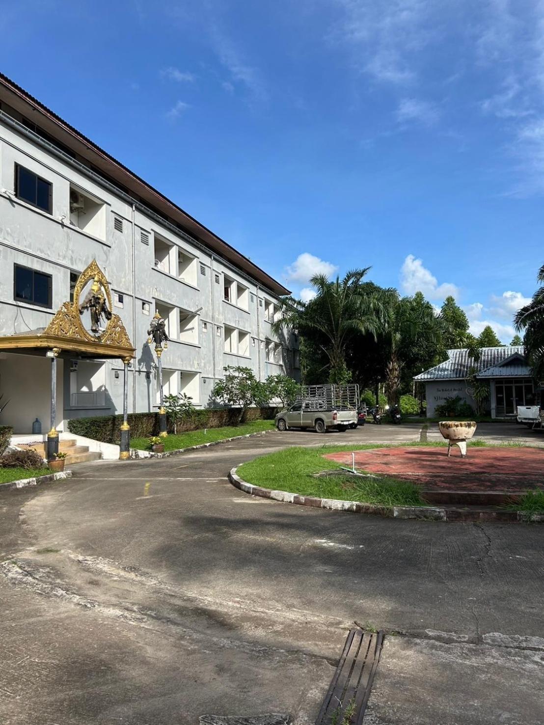 V.j.island View Hotel 2*