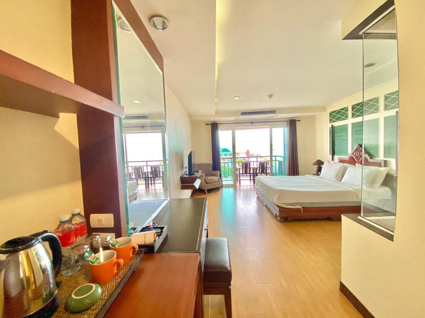 Royal Heritage Pavilion, 4*