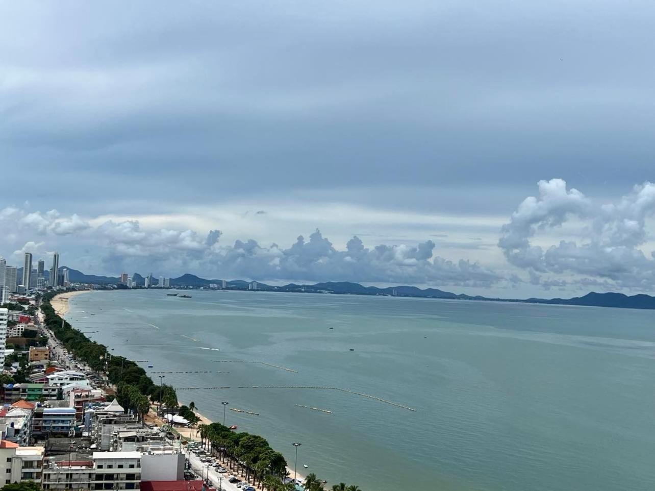 Apartment Viewtalay Beachfront By Nd Pattaya
