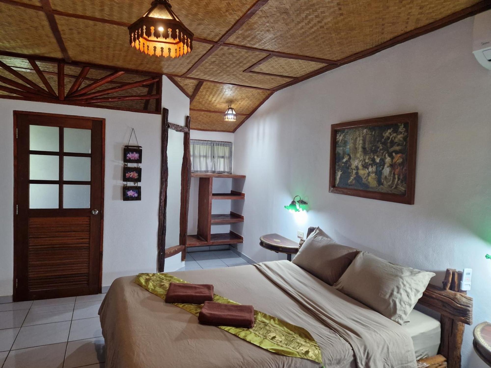 Guest house Xpai 3*