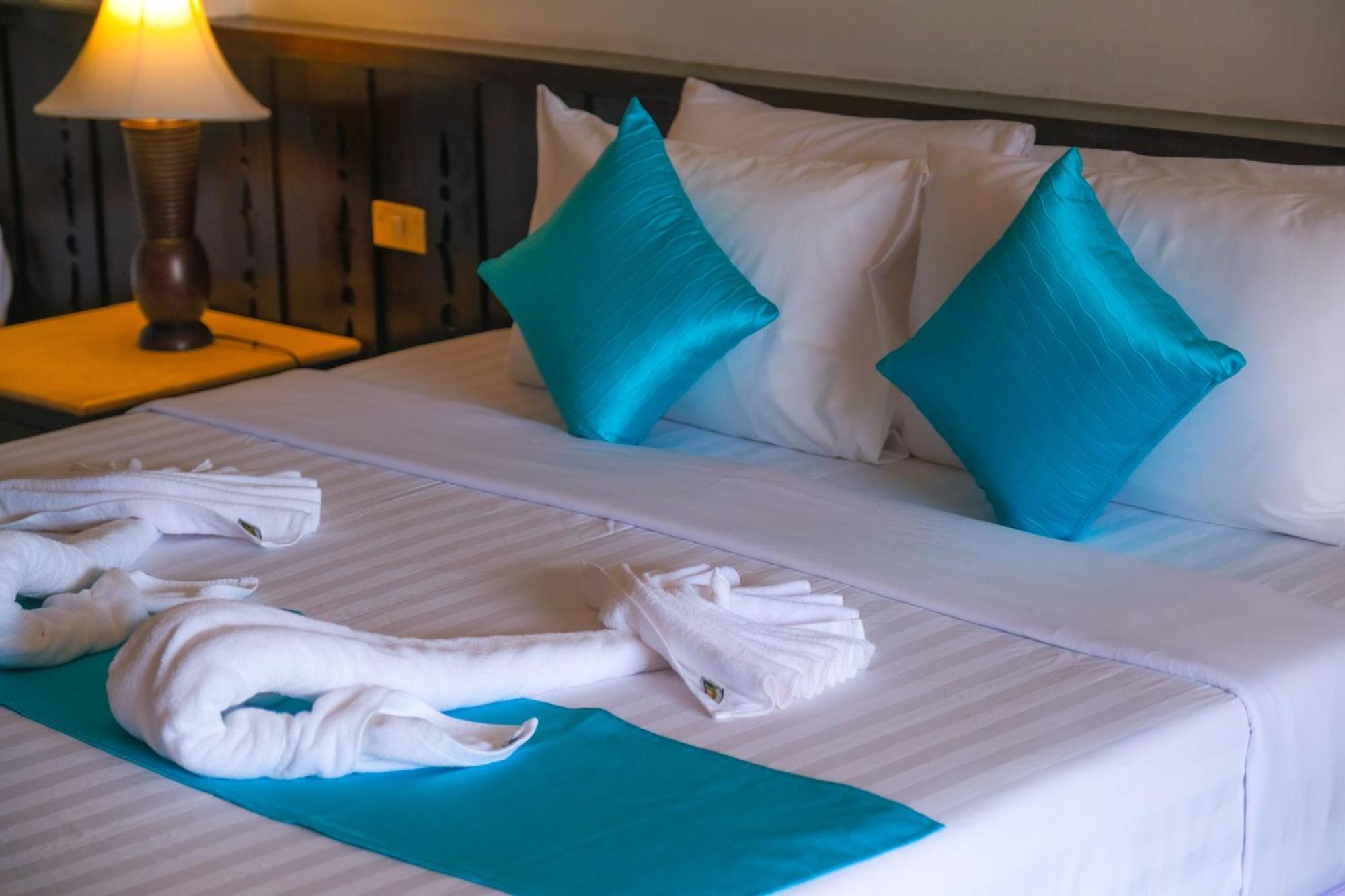 Smile Samui Front Hotel 4*