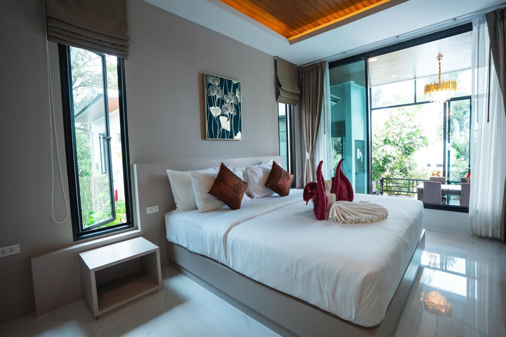 Beachhouse Pool Villa