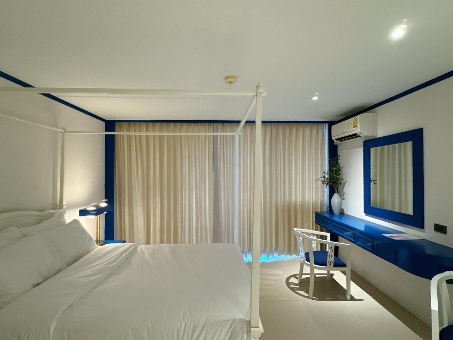 Beachfront Jomtien Beach
