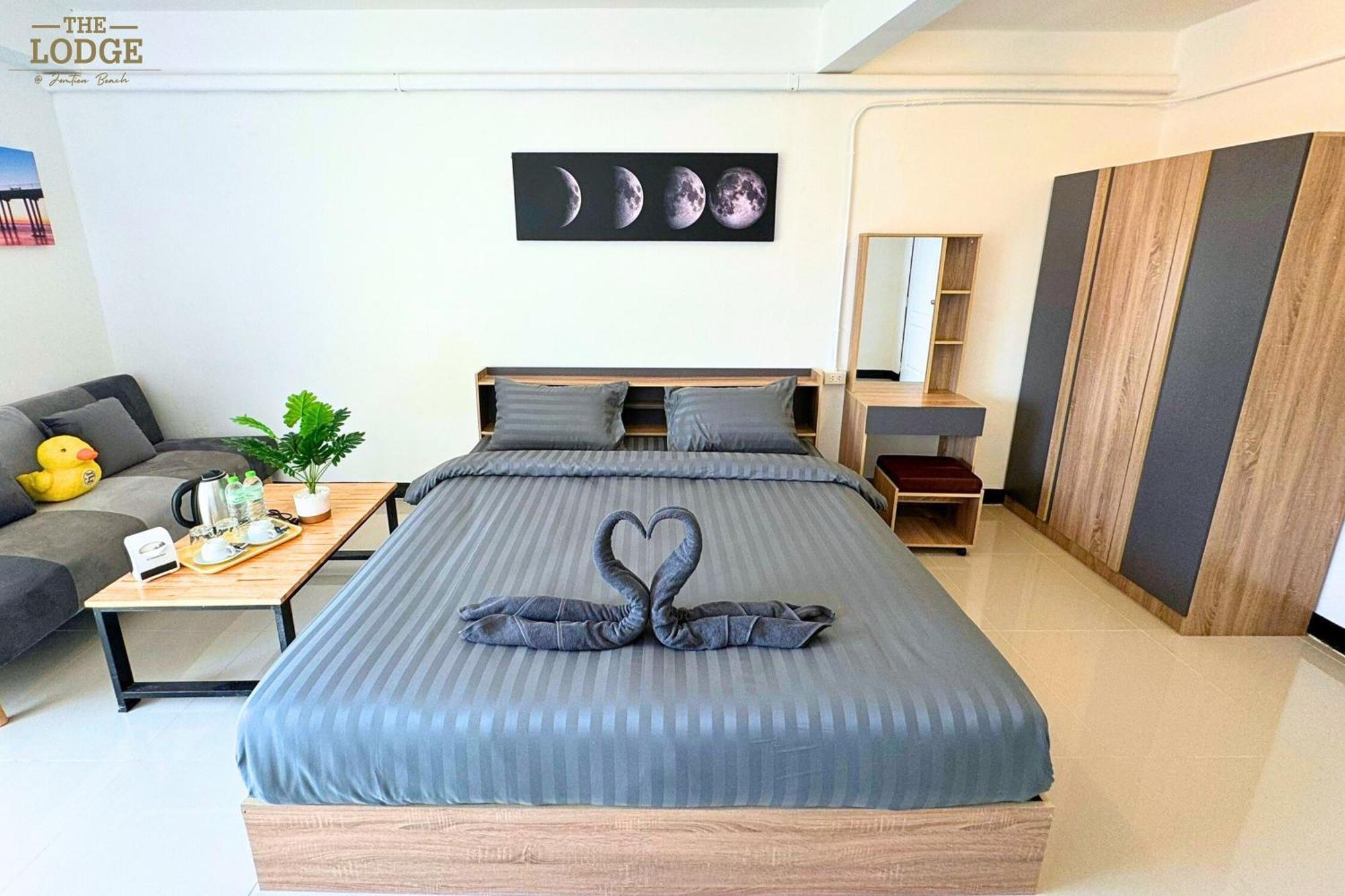 The 7 * Jomtien Beach