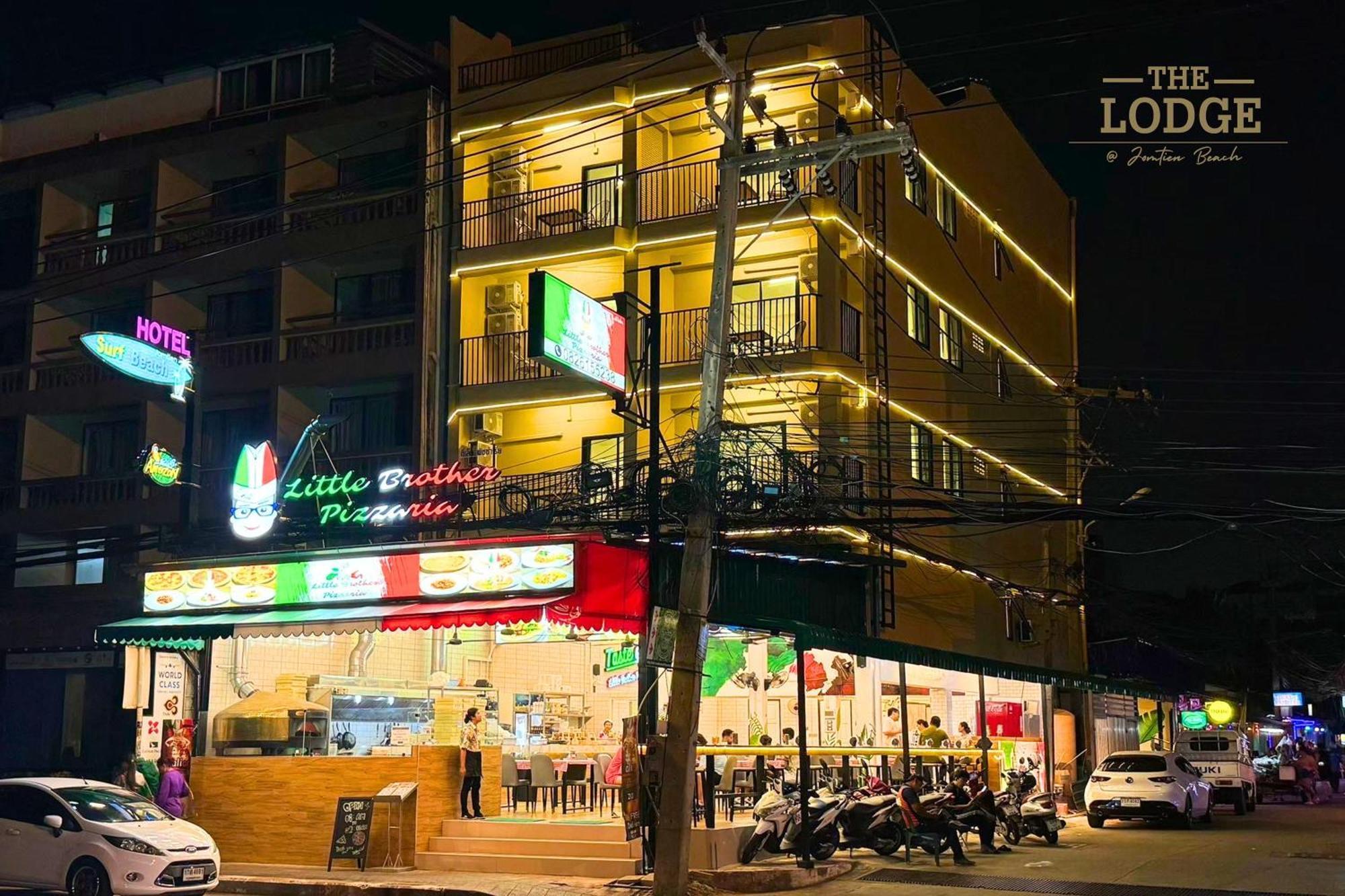 The 7 Hotel *