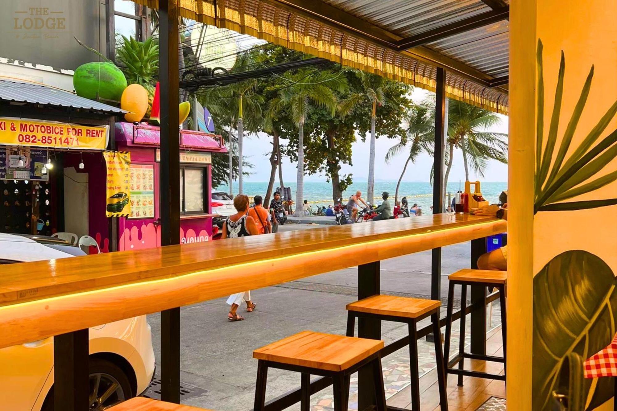 The 7 * Jomtien Beach