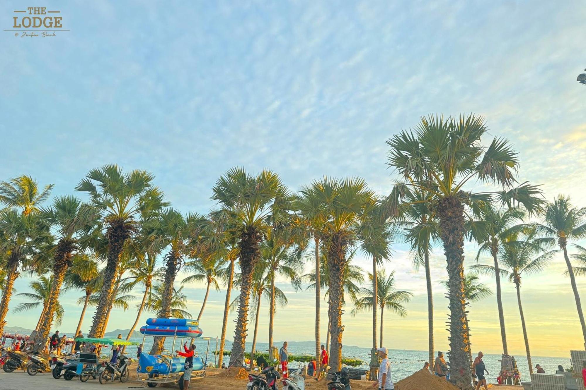 The 7 * Jomtien Beach
