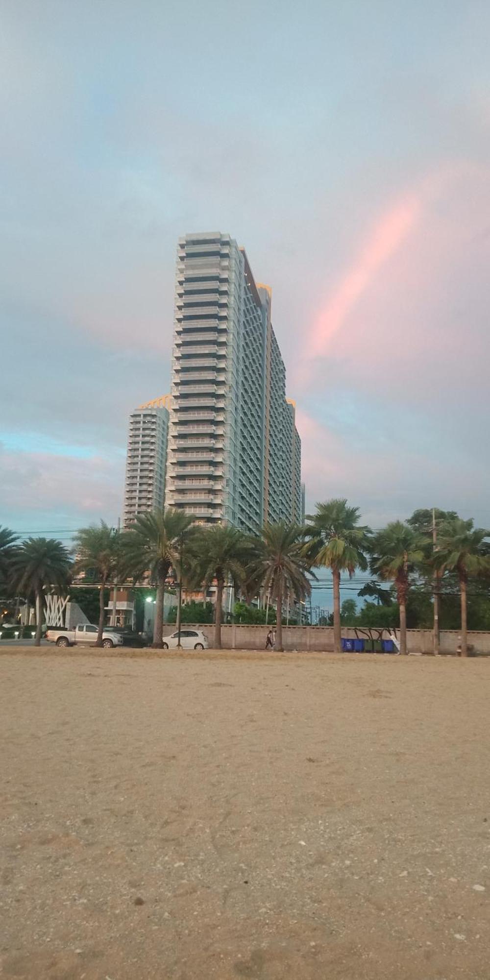 2 ห้องนอน 2 ห้องน้ำ Seaview ชั้น18