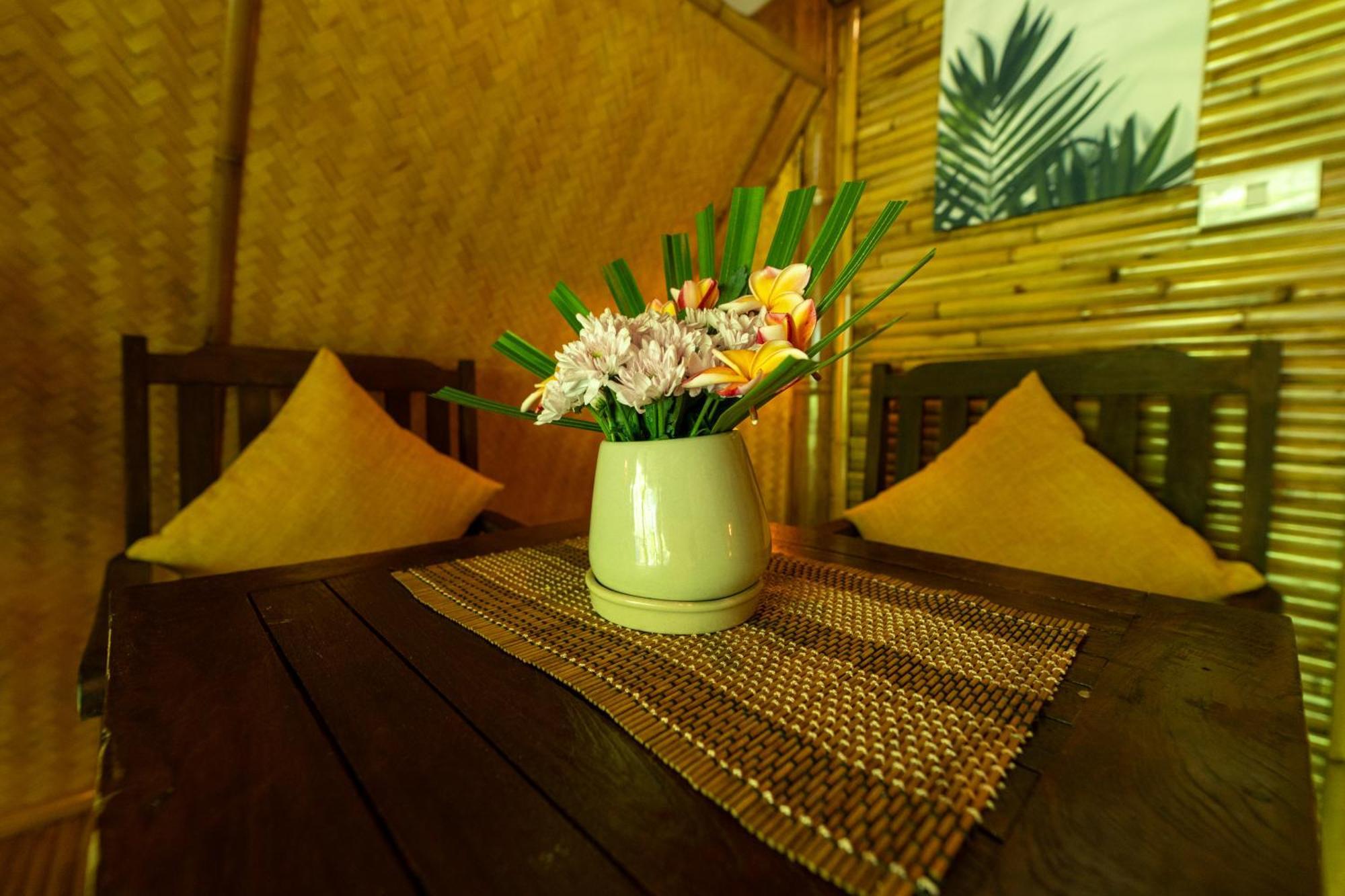 Bamboo Bay Eco Chalet