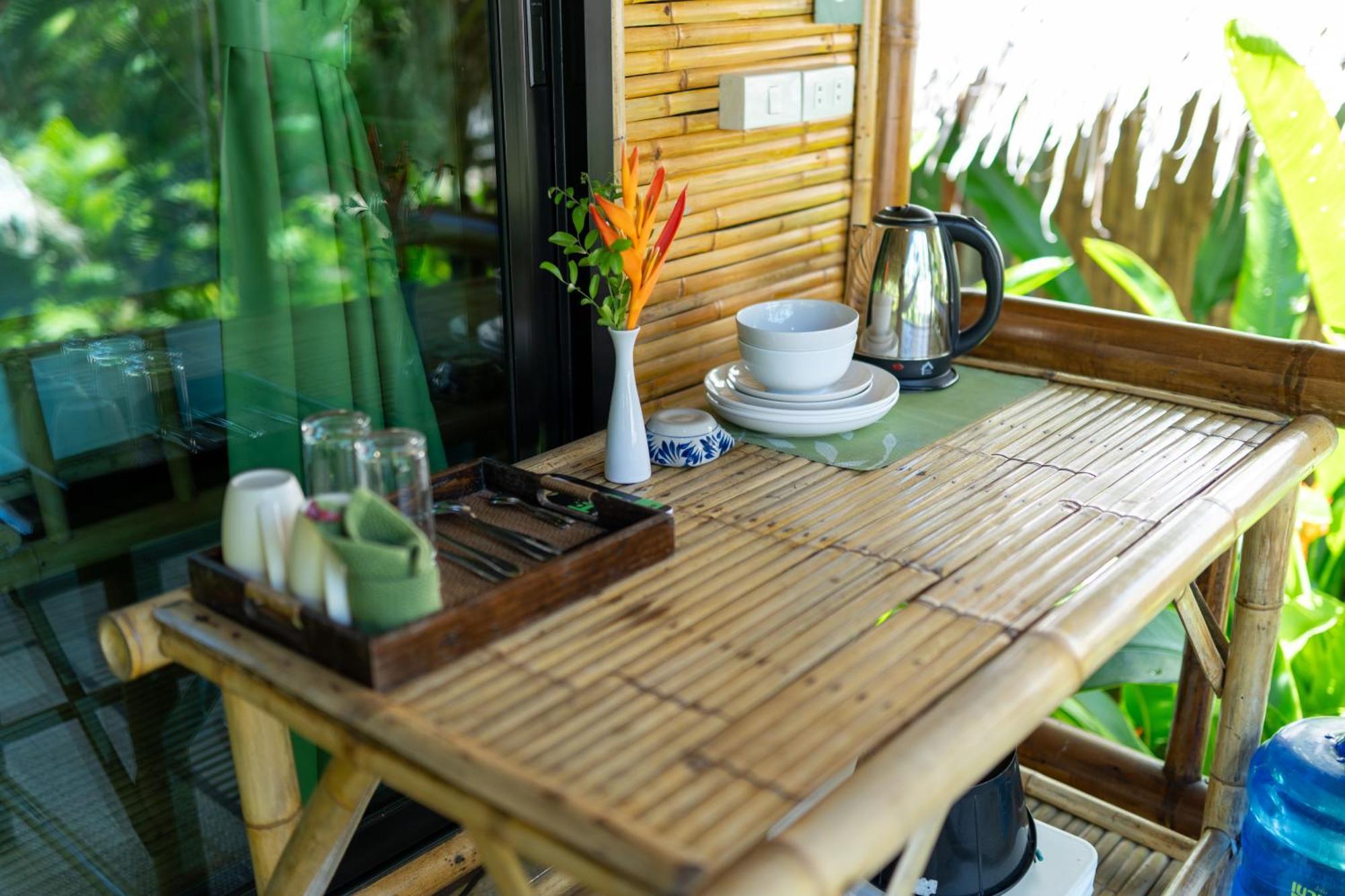 Chalet Bamboo Bay Eco Srithanu