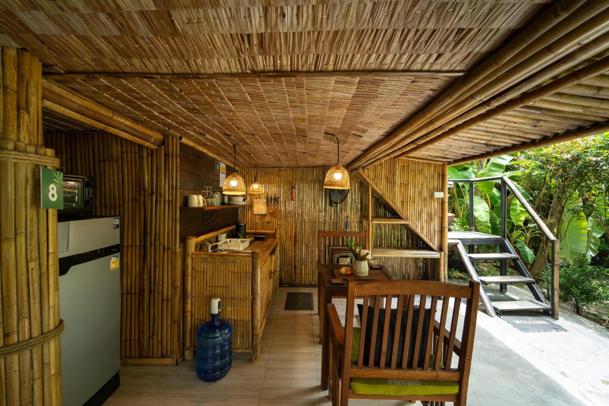 Bamboo Bay Eco Chalet *