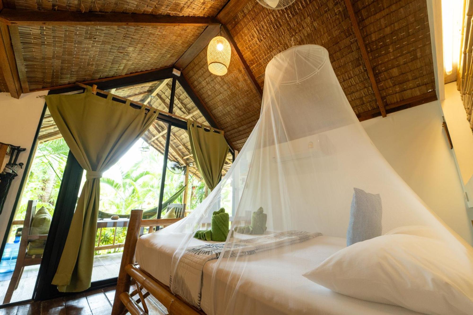 Bamboo Bay Eco Chalet