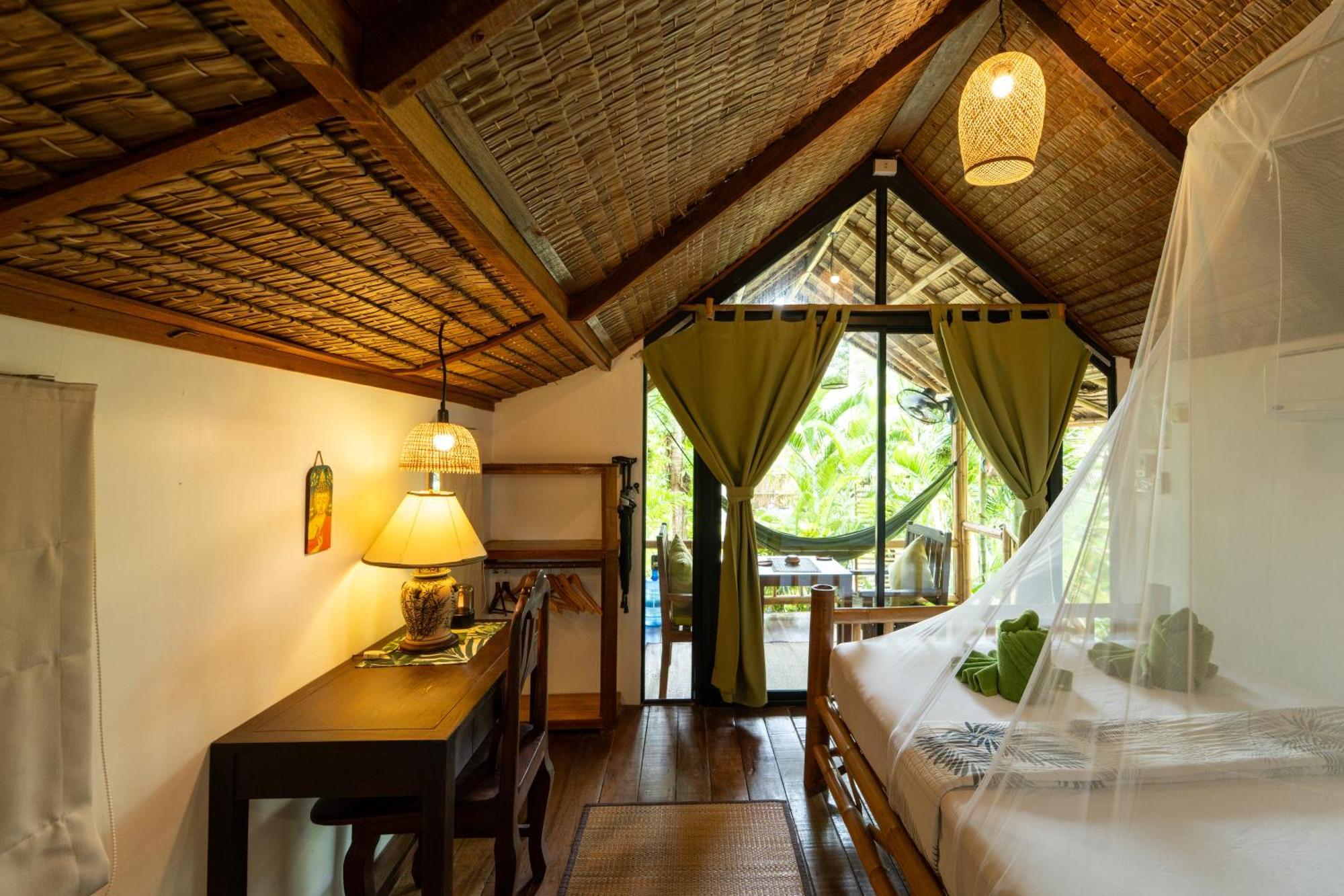 Chalet Bamboo Bay Eco *