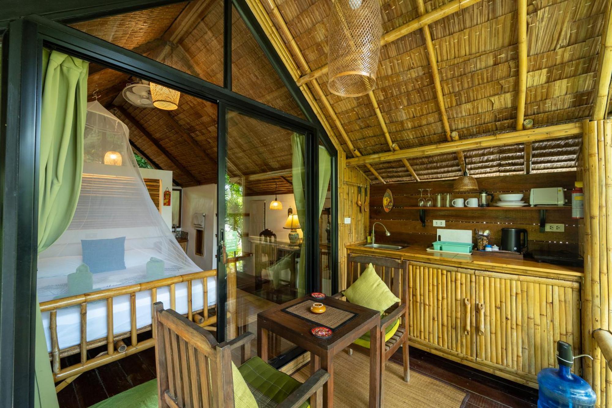 Bamboo Bay Eco Chalet Srithanu