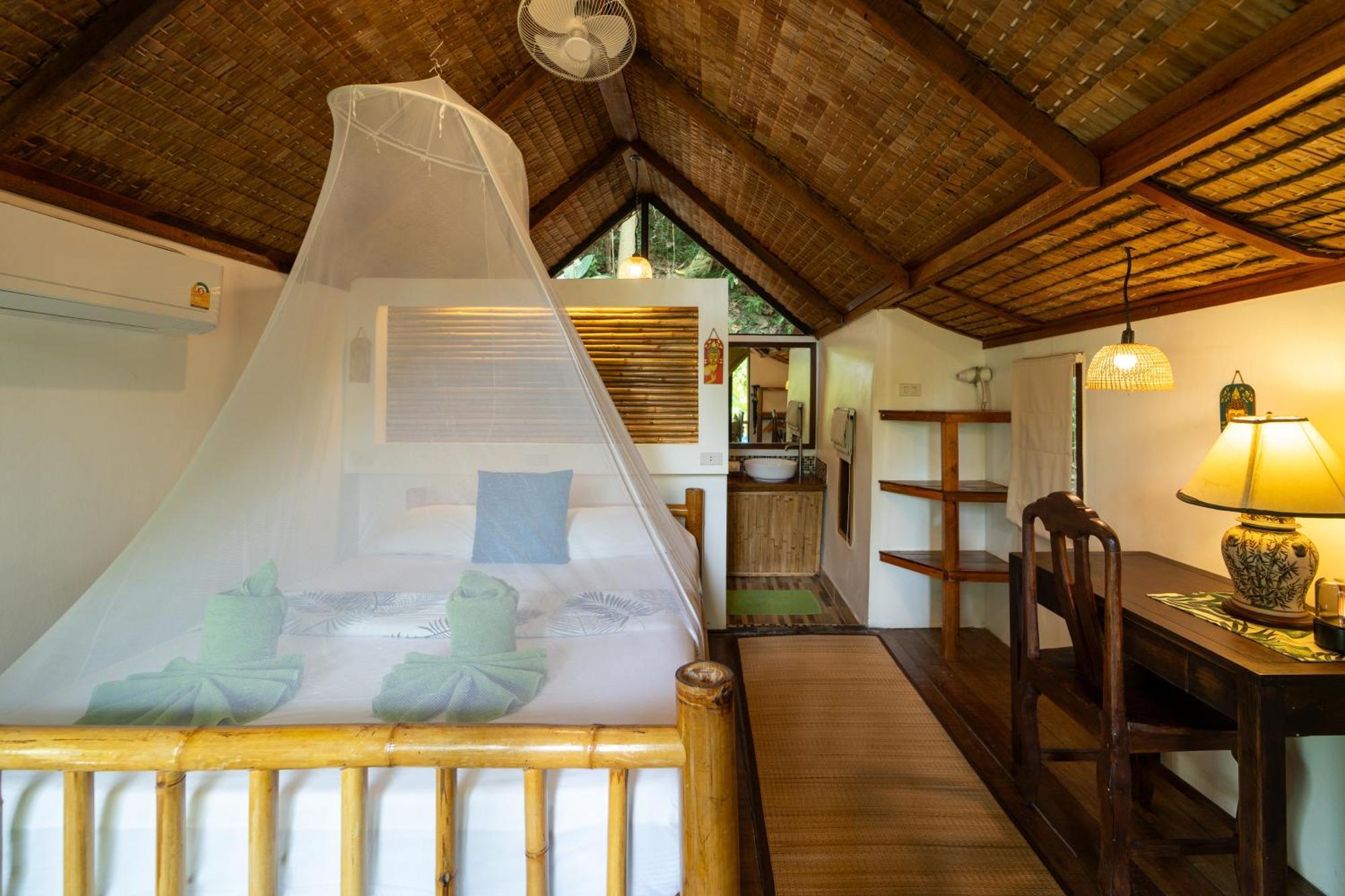 Bamboo Bay Eco *