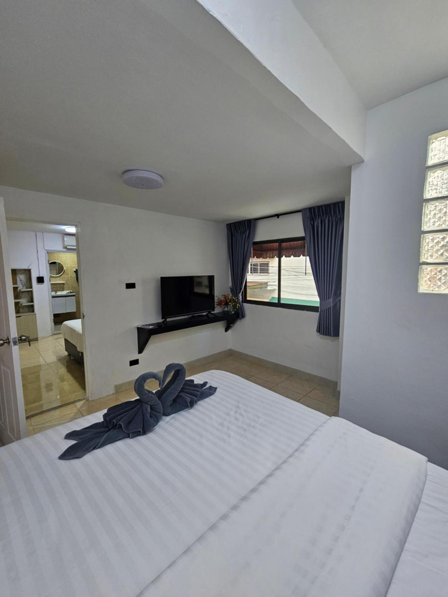 Hotel Candy Seaview Jomtien Beach