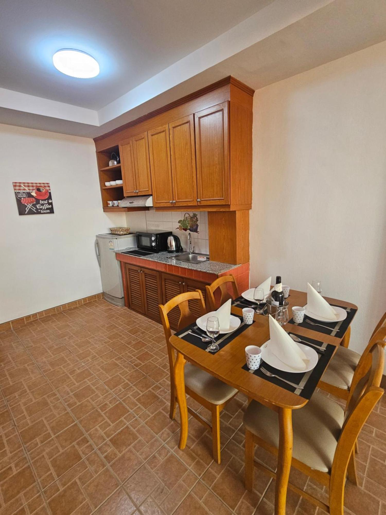Hotel Candy Seaview 3*