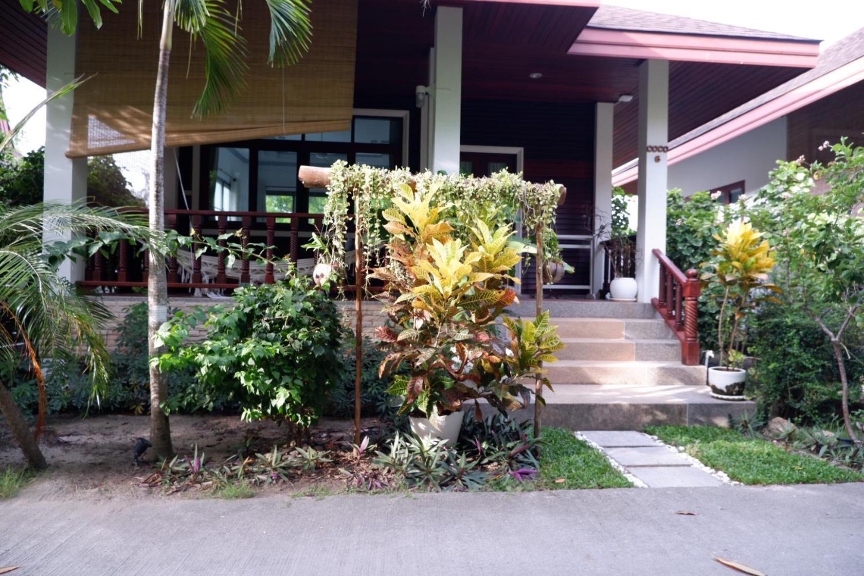 Tropicoco Koh Phangan 3*