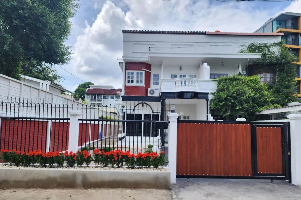 Villa Boxsoon Nimman 2 # 4beds 3baths