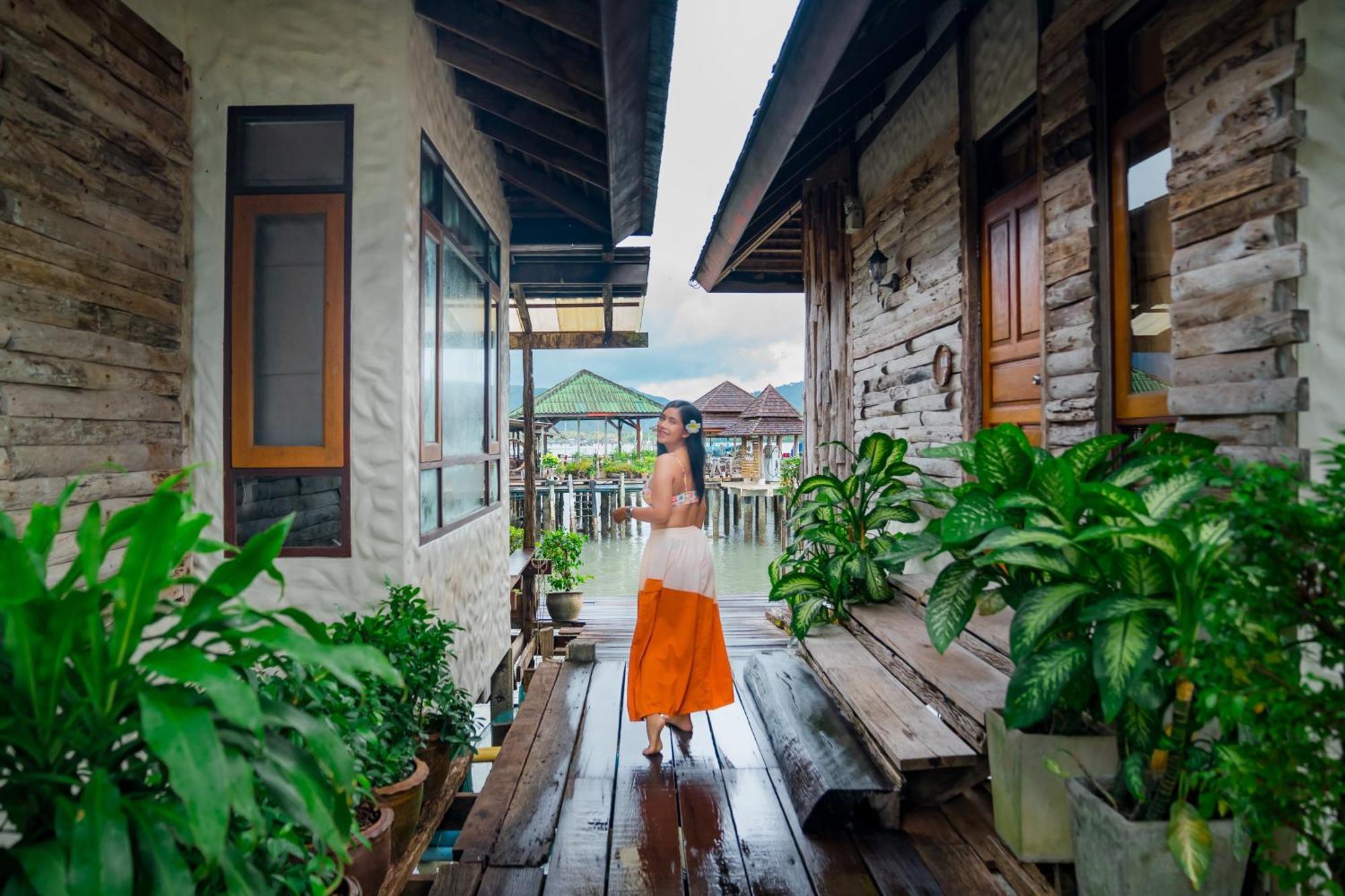 Salakphet