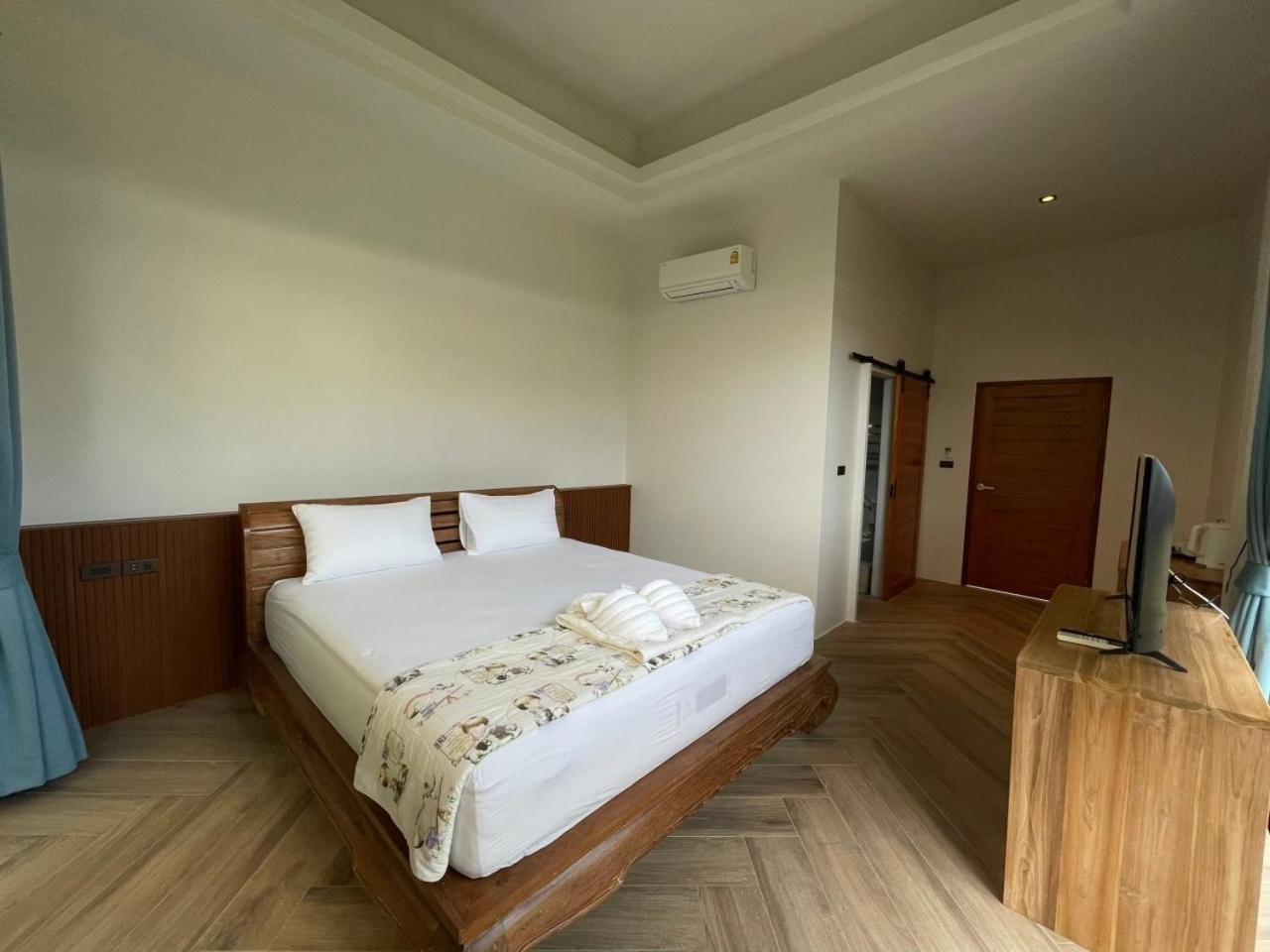 Salakphet Resort