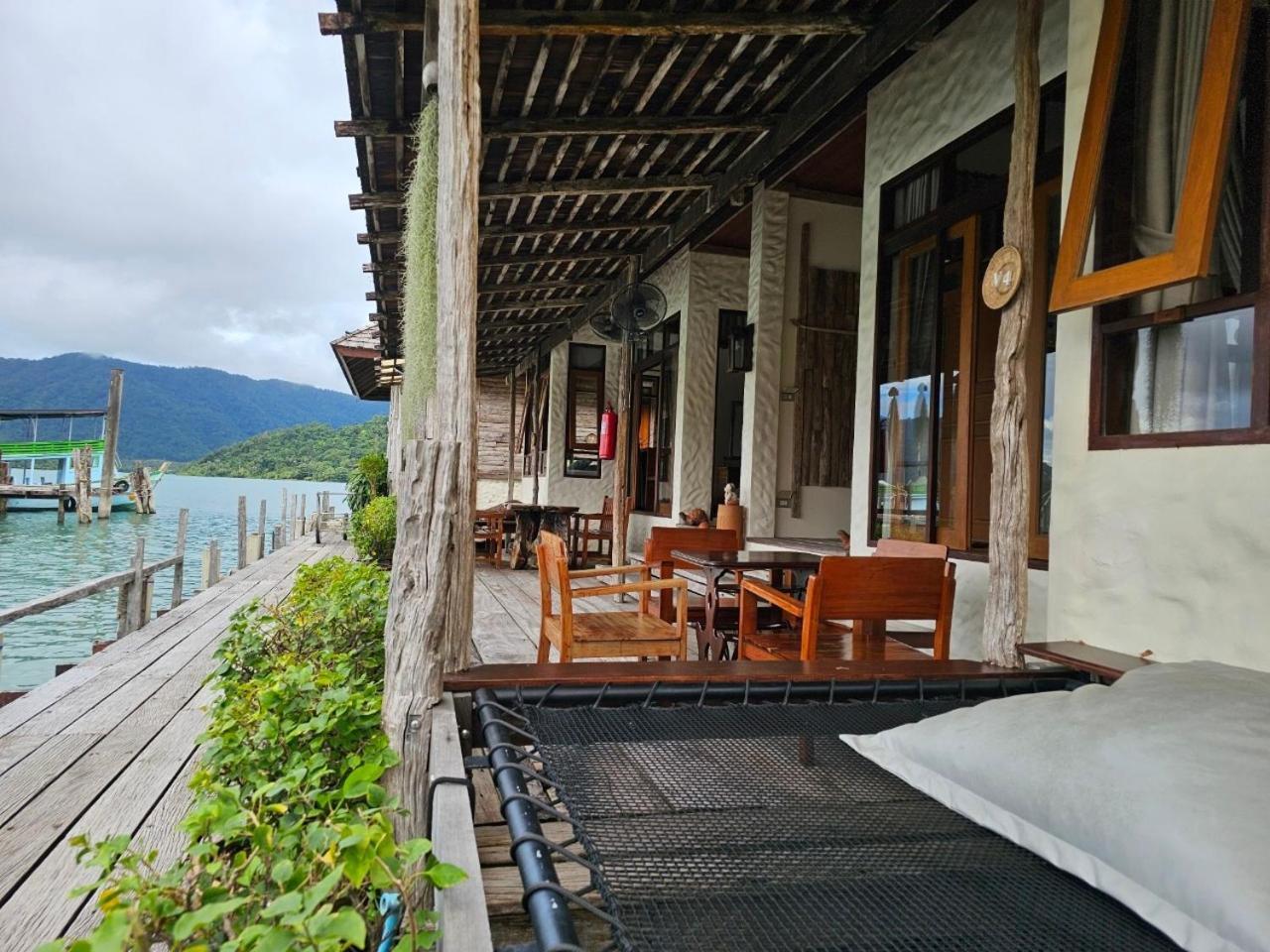 Salakphet