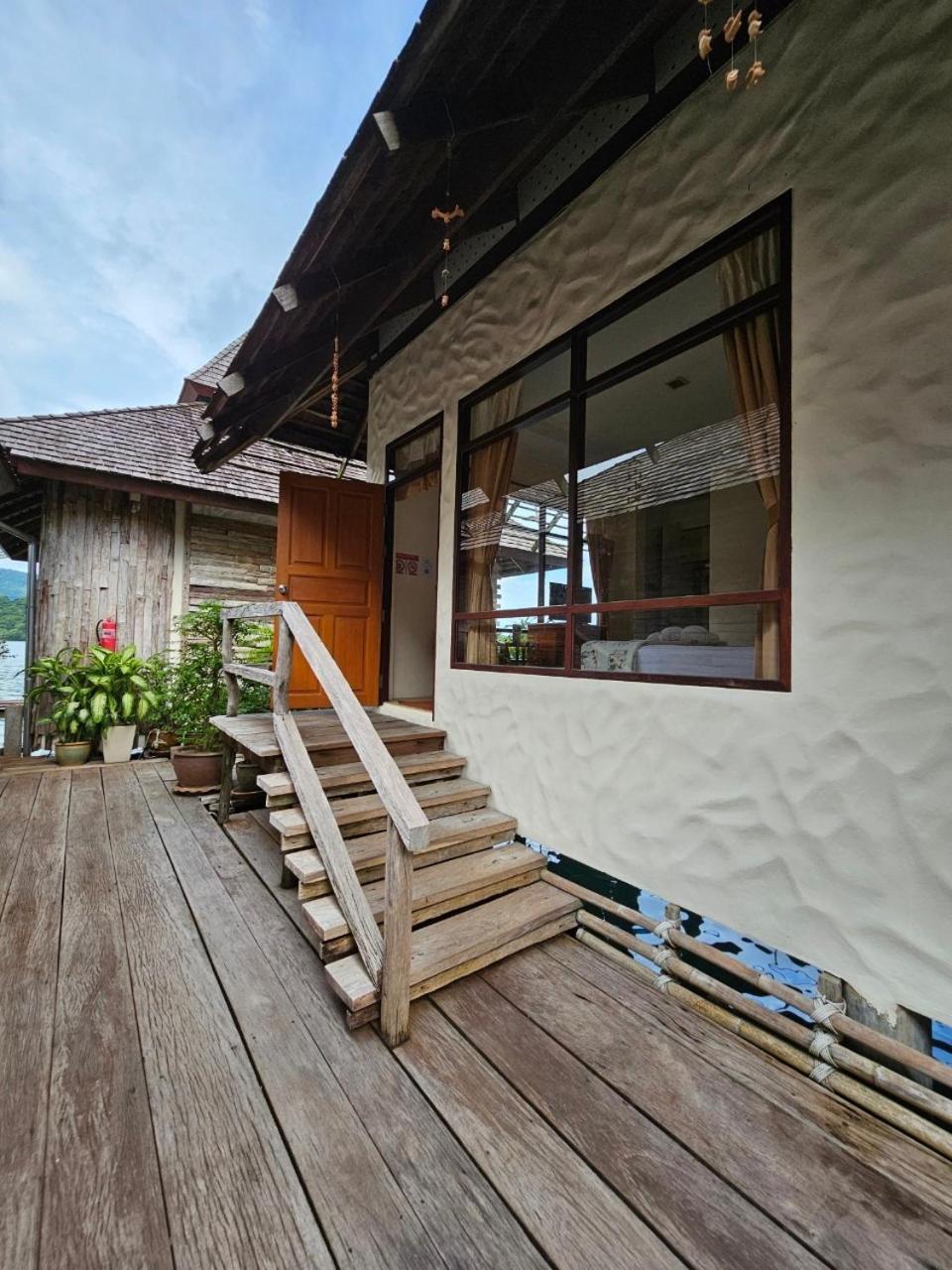 Salakphet Resort 2*