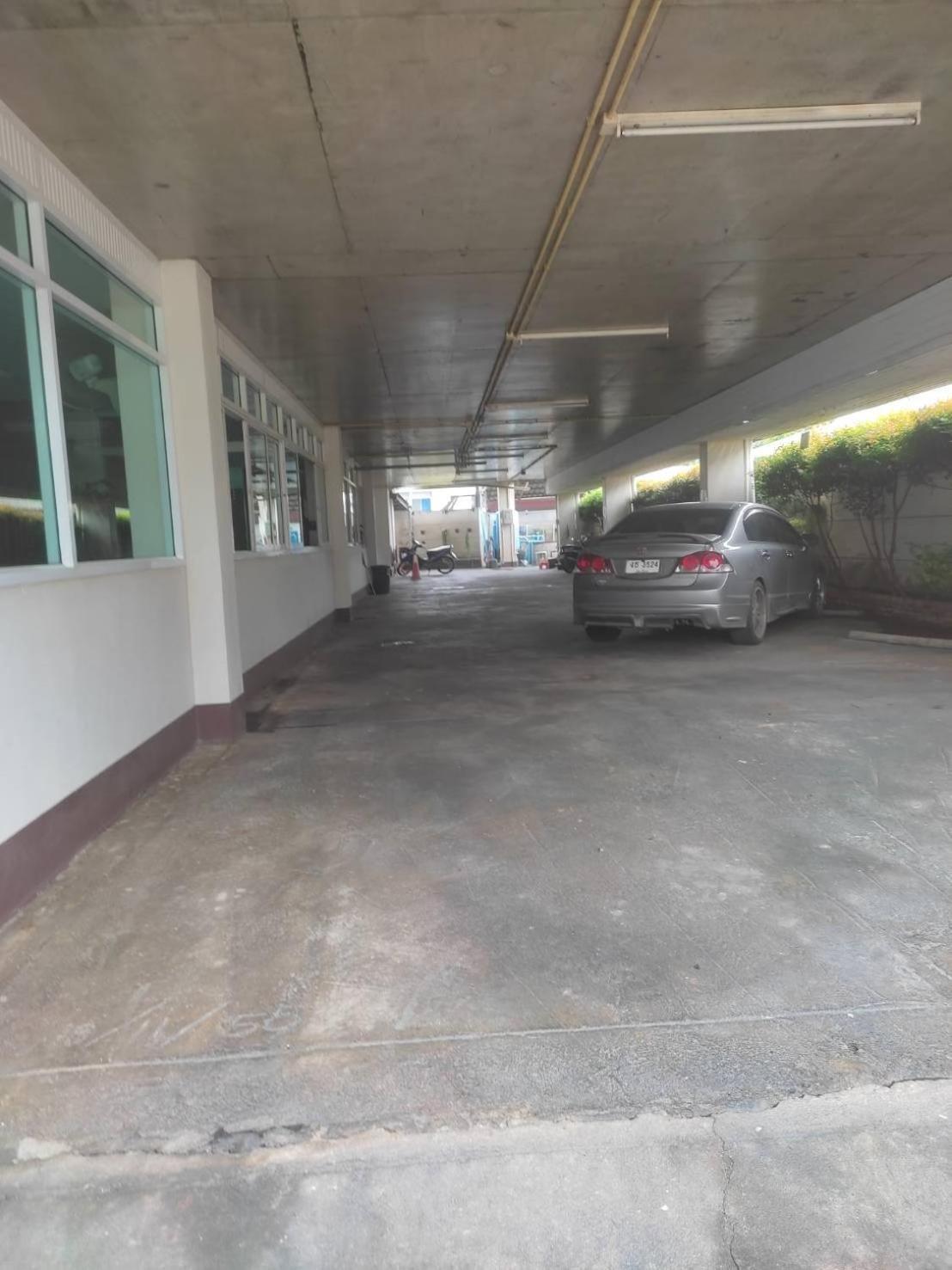Mantra Place Hostel
