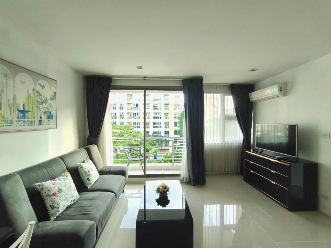 The Urban City Center By Fantasea Beach Apartment Pattaya