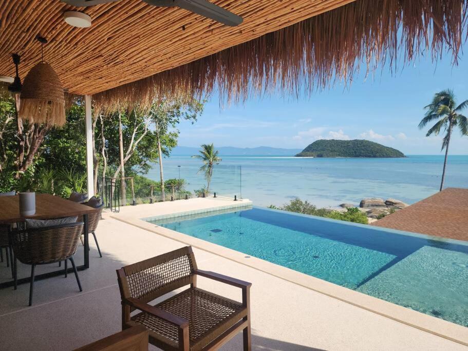 Sitaya Beachfront Villas, Villa