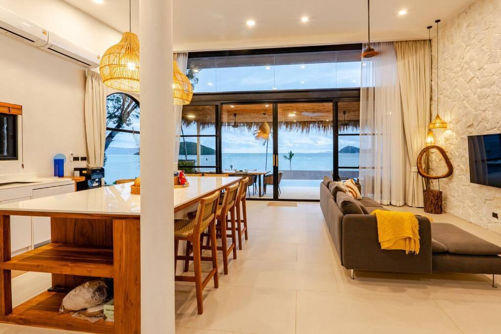 Sitaya Beachfront Villas, *