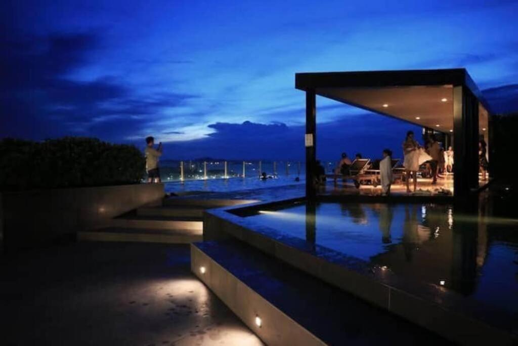 2 Bed At - Great Infinity Pool