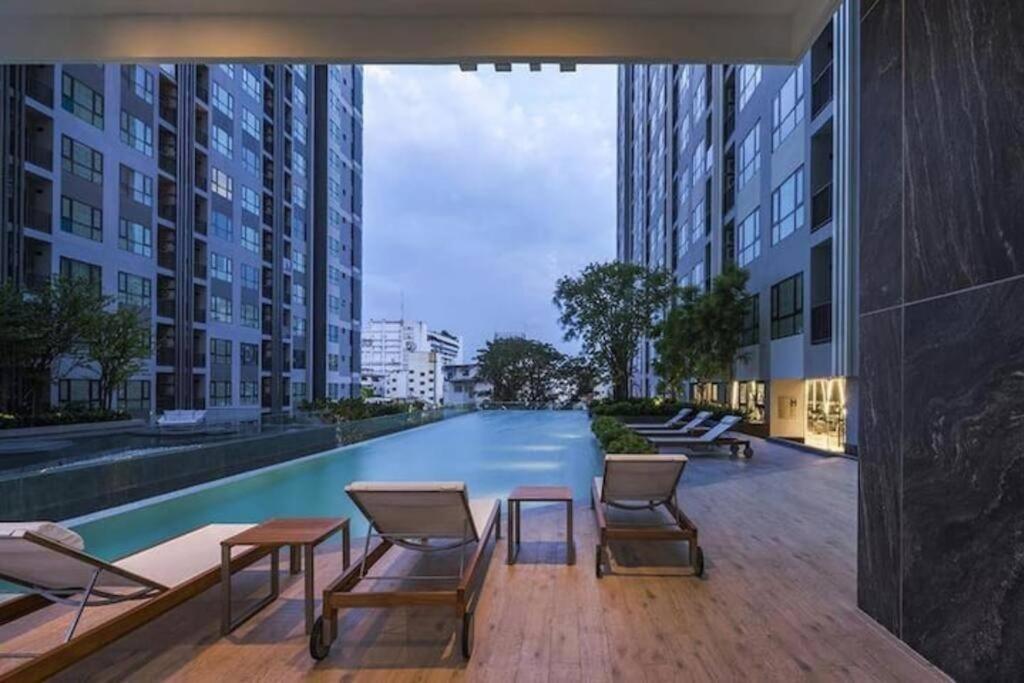 2 Bed At - Great Infinity Pool Apartment *
