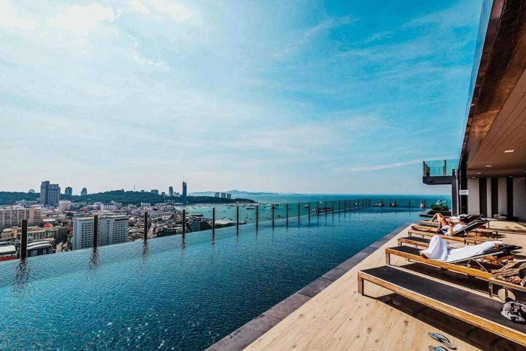 2 Bed At - Great Infinity Pool *