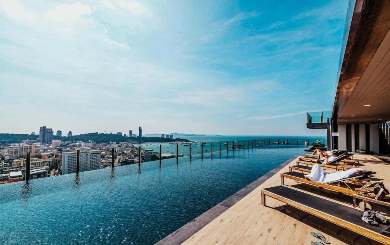 2 Bed At - Great Infinity Pool Apartment
