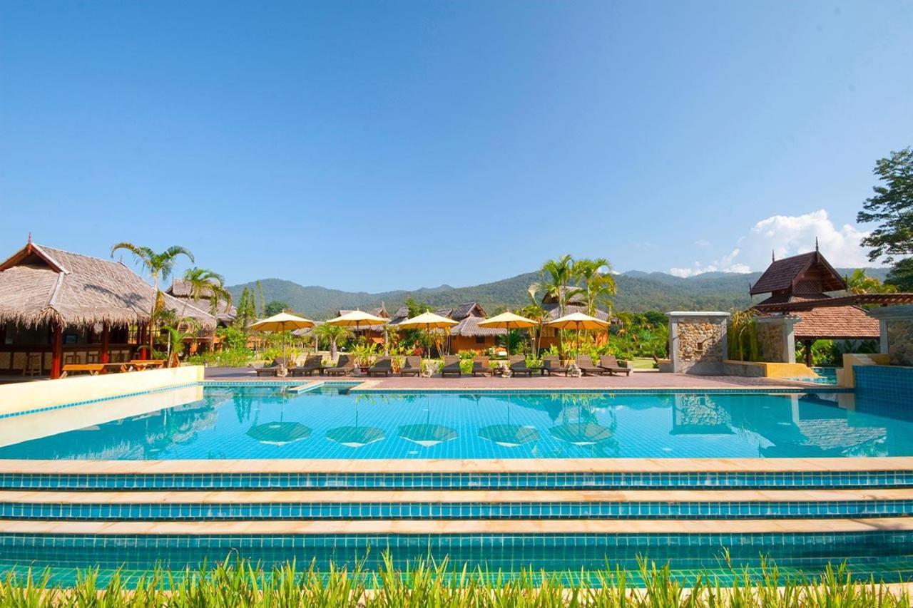 Hotsprings 3*