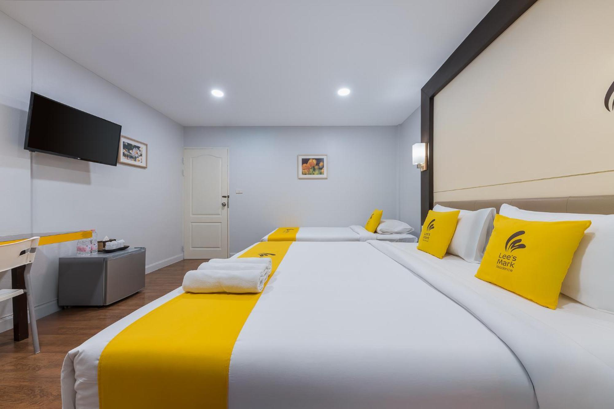 Lee's Hotel