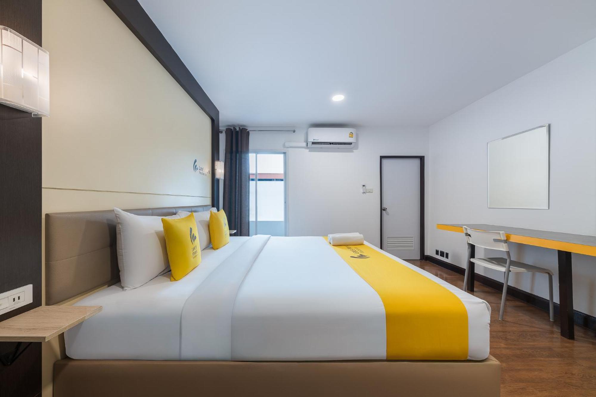 Lee's Hotel 3*