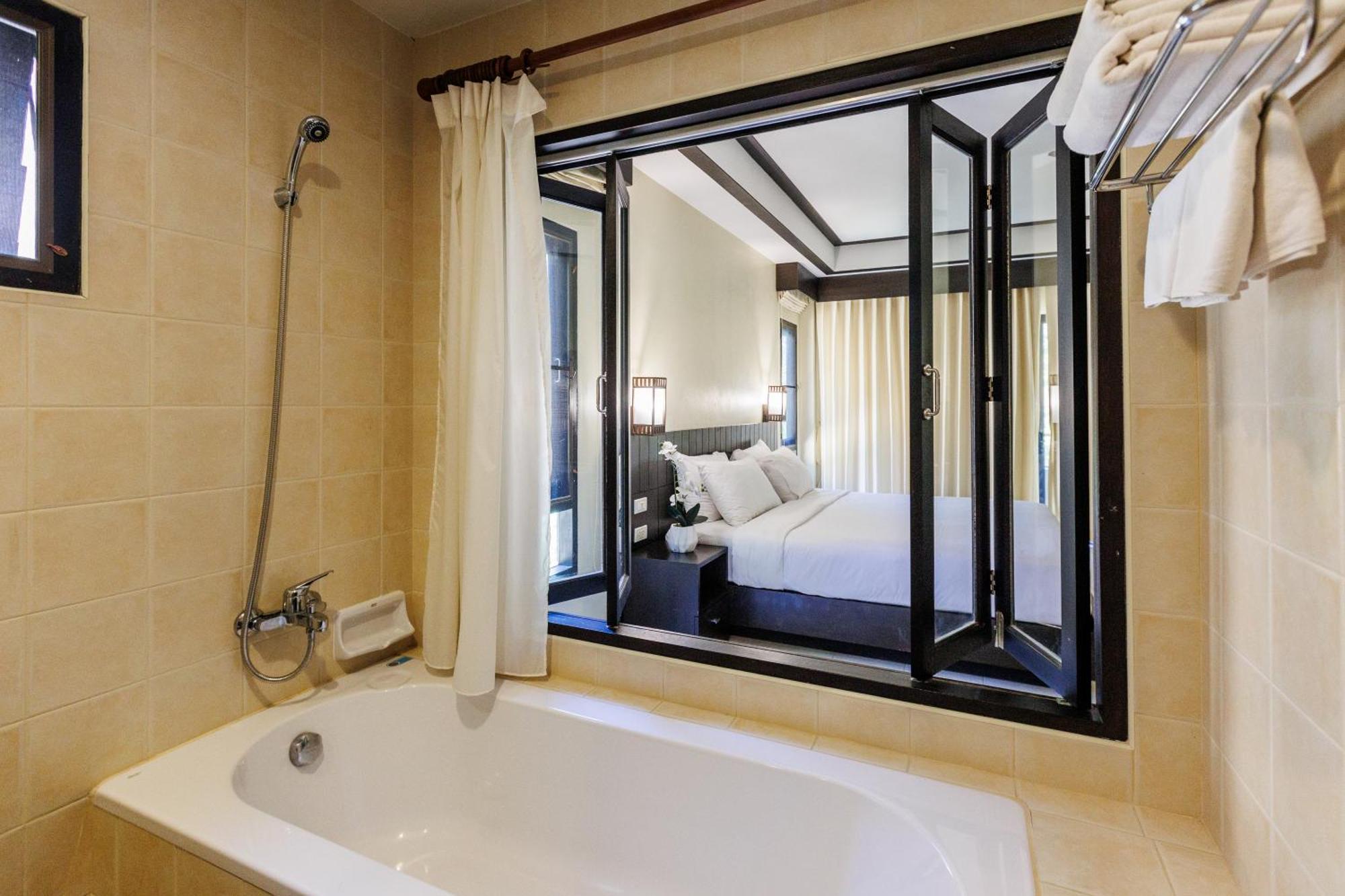 Nang Thong Resort *