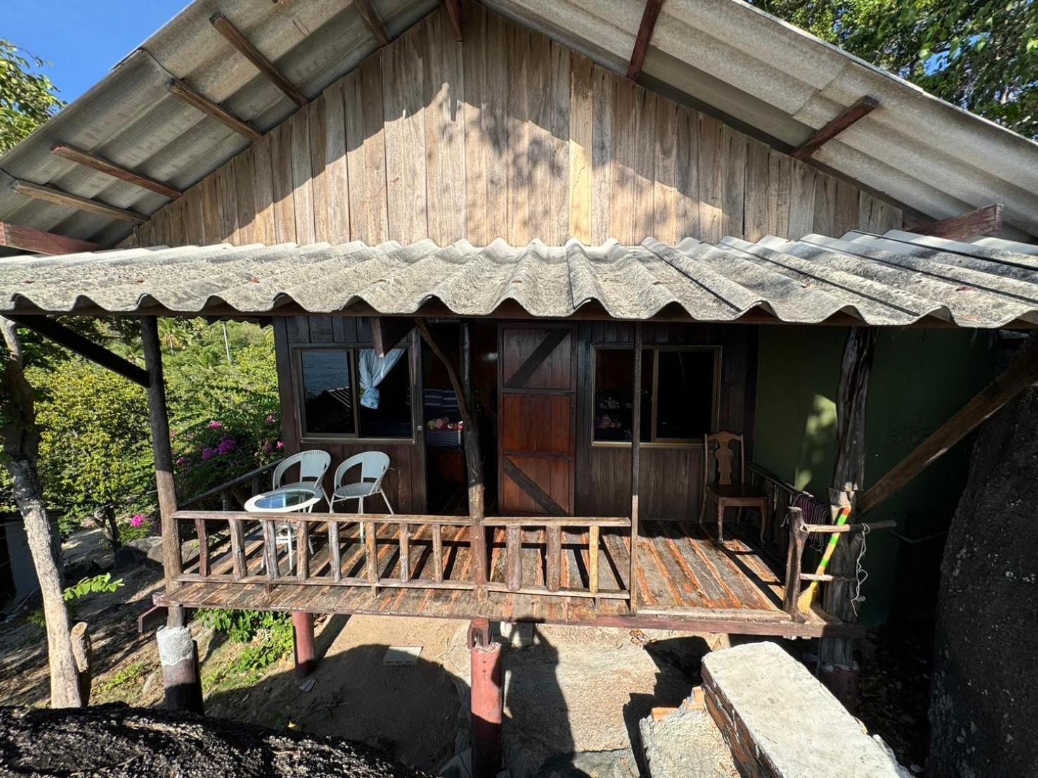 Char Guest house *