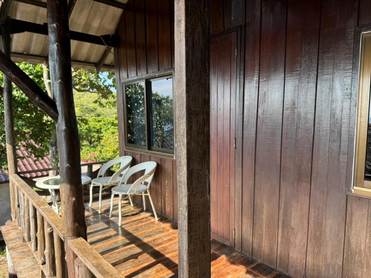 Char Guest house *