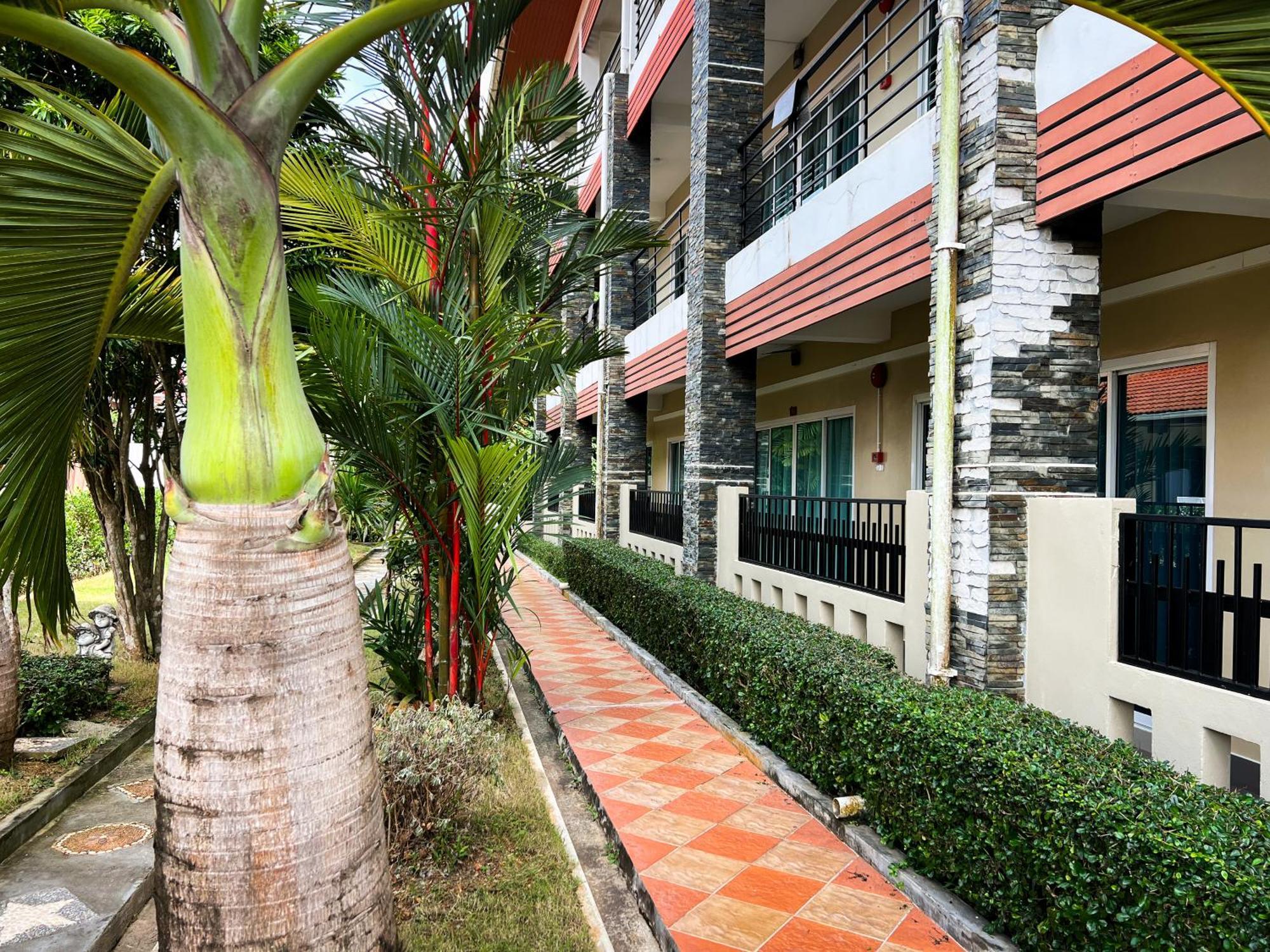 Tachang Airport Resort