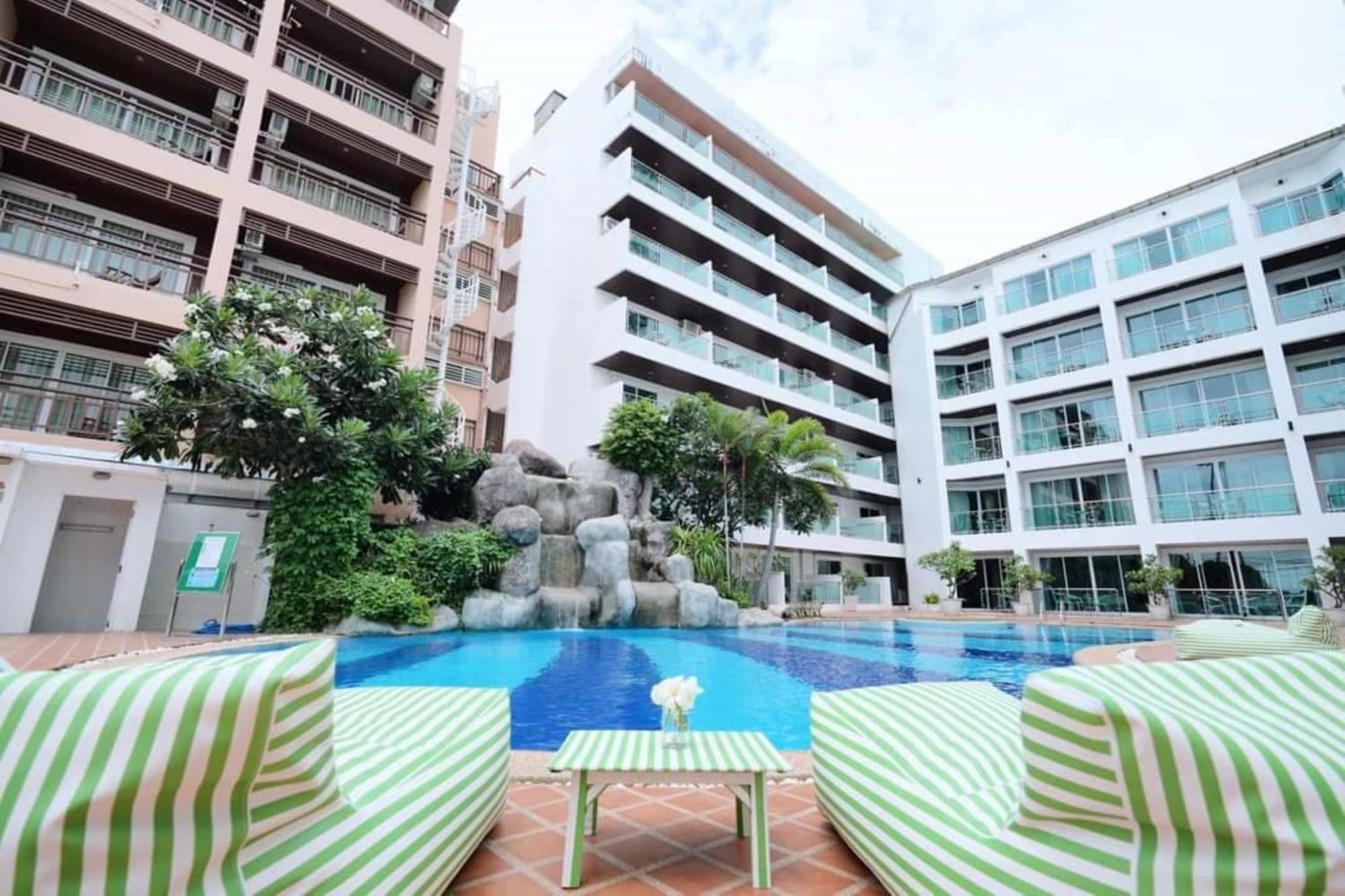 Dragon , Pattaya 3*