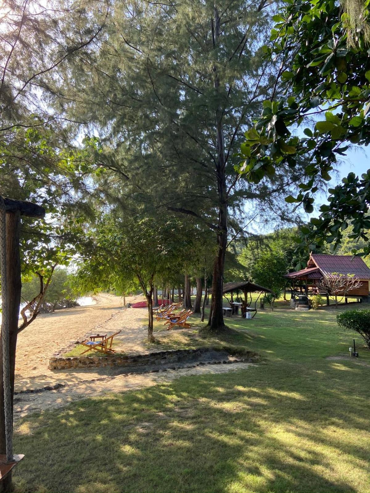 Angthong Hotel Koh Phaluai