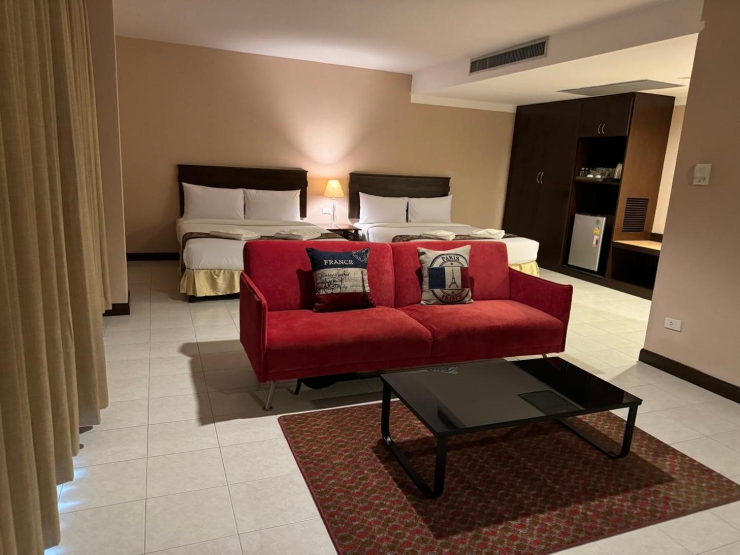 Hotel Crown 3*